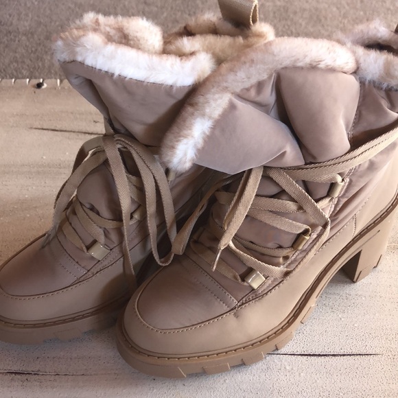 Fall/Winter Heel Boots - Picture 2 of 4
